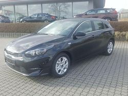 Utilizat 2022 Kia Ceed | 23.567 EUR