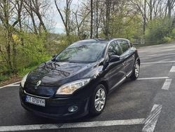 Culoarenegru Utilizat 2012 Renault Mégane III Hatchback | 3.990 EUR (Preț OK)