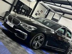 Negru Utilizat 2015 BMW 730 Berlinǎ | 26.500 EUR (Super Preț)