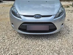 Argint Utilizat 2010 Ford Fiesta Titanium Hatchback | 2.400 EUR (Preț bun)