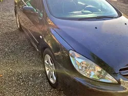 Utilizat 2004 Peugeot 307 Cabrio | 1.850 EUR