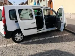 Alb Utilizat 2012 Renault Kangoo Monovolum | 3.600 EUR (Preț bun)