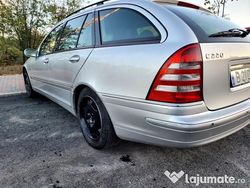 Utilizat 2004 Mercedes C220 Break | 1.900 EUR