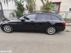 Culoarenegru Utilizat 2014 Mercedes C200 Break | 4.550 EUR (Super Preț)