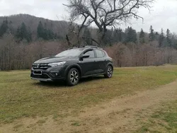 Gri Utilizat 2021 Dacia Sandero Stepway Hatchback | 11.234 EUR (Preț OK)