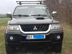 Utilizat 2004 Mitsubishi Pajero SUV | 4.900 EUR
