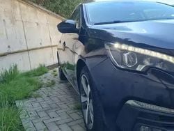 Albastru Utilizat 2018 Peugeot 308 Hatchback | 5.450 EUR (Super Preț)