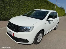 Culoarealb Utilizat 2020 Dacia Sandero Lauréate Hatchback | 6.500 EUR (Preț bun)
