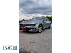 Gri Utilizat 2016 VW Passat Berlinǎ | 18.000 EUR (Scump)