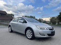 Utilizat 2010 Opel Astra Hatchback | 4.350 EUR (Puțin scump)