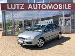 Gri Utilizat 2005 Ford Focus Trend Hatchback | 3.550 EUR (Scump)