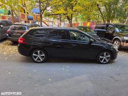Culoarenegru Utilizat 2016 Peugeot 308 Active Break | 6.000 EUR (Super Preț)