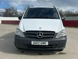 Alb Utilizat 2012 Mercedes Vito Monovolum | 3.500 EUR