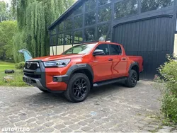 Portocaliu Nouă 2025 Toyota HiLux Pickup | 59.322 EUR