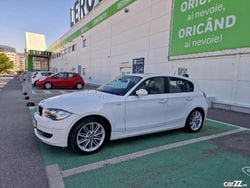 Alb Utilizat 2009 BMW 118 Hatchback | 5.500 EUR (Scump)