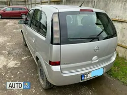 Argintiu Utilizat 2010 Opel Meriva Monovolum | 1.500 EUR