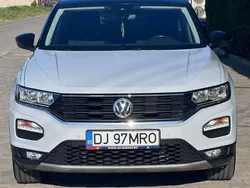 Alb Utilizat 2021 VW T-Roc SUV | 15.900 EUR (Preț bun)