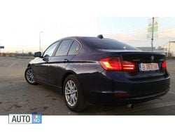 Albastru Utilizat 2014 BMW 320 Comfort Edition Berlinǎ | 17.000 EUR (Preț OK)