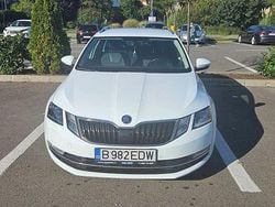Culoarealb Utilizat 2018 Skoda Octavia Premium Edition Break | 11.950 EUR (Preț bun)