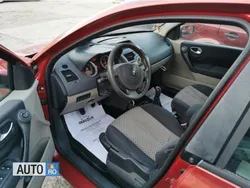 Rosu Utilizat 2003 Renault Mégane II Berlinǎ | 1.499 EUR (Super Preț)