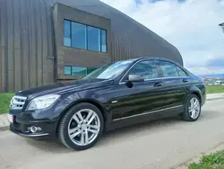 Negru Utilizat 2009 Mercedes C200 Avantgarde Berlinǎ | 5.850 EUR