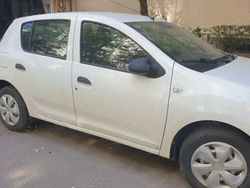 Utilizat 2015 Dacia Sandero Hatchback | 4.200 EUR