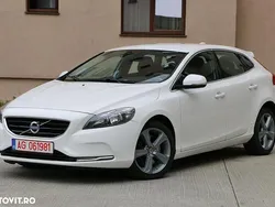 Alb Utilizat 2014 Volvo V40 Summum Break | 7.550 EUR (Preț bun)