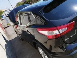Negru Utilizat 2016 Nissan Qashqai SUV | 9.800 EUR (Preț OK)