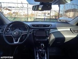 Culoarealb Utilizat 2017 Nissan Qashqai N-Connecta SUV | 13.500 EUR (Puțin scump)