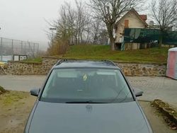 Utilizat 2004 VW Touran Monovolum | 2.700 EUR (Puțin scump)