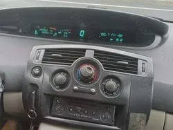 Utilizat 2005 Renault Scénic II Monovolum | 1.600 EUR