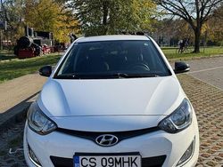 Culoarealb Utilizat 2014 Hyundai i20 Edition | 3.999 EUR (Preț OK)
