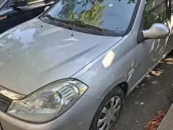 Utilizat 2010 Renault Symbol II Berlinǎ | 2.200 EUR (Preț bun)