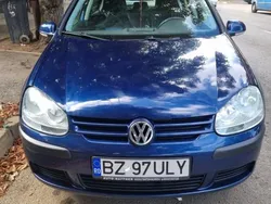 Utilizat 2006 VW Golf V Berlinǎ | 3.000 EUR