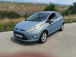 Gri Utilizat 2010 Ford Fiesta Titanium Hatchback | 2.599 EUR (Preț bun)