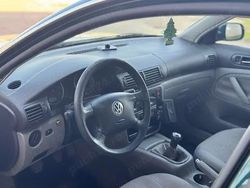Utilizat 2001 VW Passat Berlinǎ | 1.700 EUR