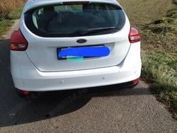 Utilizat 2016 Ford Focus Berlinǎ | 6.500 EUR (Preț bun)