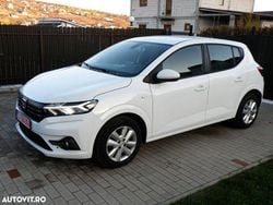Culoarealb Utilizat 2021 Dacia Sandero Comfort Hatchback | 7.800 EUR (Super Preț)