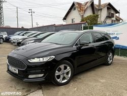 Culoarenegru Utilizat 2018 Ford Mondeo Vignale Break | 13.500 EUR (Scump)