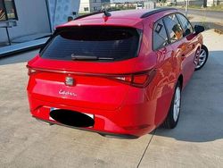Culoarerosu Utilizat 2021 Seat Leon FR Break | 11.750 EUR (Super Preț)