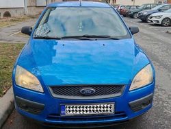 Utilizat 2005 Ford Focus Hatchback | 1.750 EUR (Preț OK)