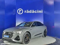 Gri Utilizat 2022 Audi e-tron SUV | 64.950 EUR