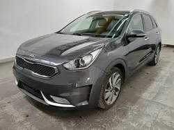 Gri Utilizat 2017 Kia Niro SUV | 12.650 EUR (Puțin scump)