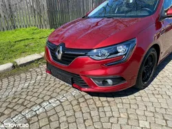 Rosu Utilizat 2018 Renault Mégane IV Zen Berlinǎ | 9.000 EUR (Super Preț)