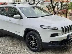 Alb Utilizat 2015 Jeep Cherokee Longitude SUV | 14.300 EUR