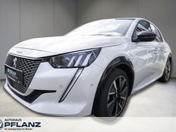Utilizat 2021 Peugeot e-208 GT Hatchback | 17.754 EUR