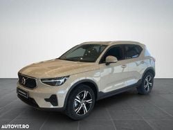Culoarebej Nouă 2025 Volvo XC40 Core SUV | 39.339 EUR