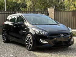 Culoarenegru Utilizat 2014 Hyundai i30 Passion Break | 5.300 EUR (Super Preț)