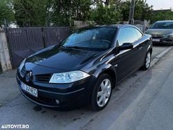 Culoarenegru Utilizat 2007 Renault Mégane Cabriolet Dynamique Cabrio | 2.790 EUR