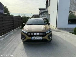 Culoaremaro Utilizat 2025 Dacia Sandero Extreme Hatchback | 13.800 EUR (Preț OK)